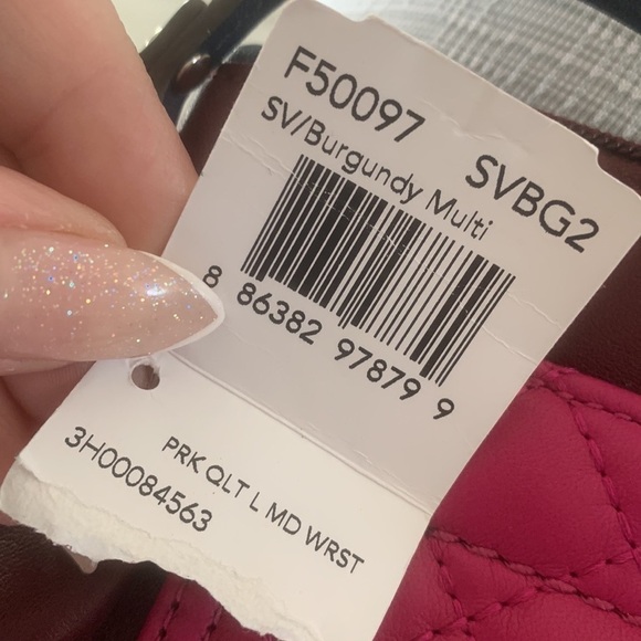 COACH PARK QUILTED LEATHER MEDIUM WRISTLET Style: F50097 - Picture 4 of 8